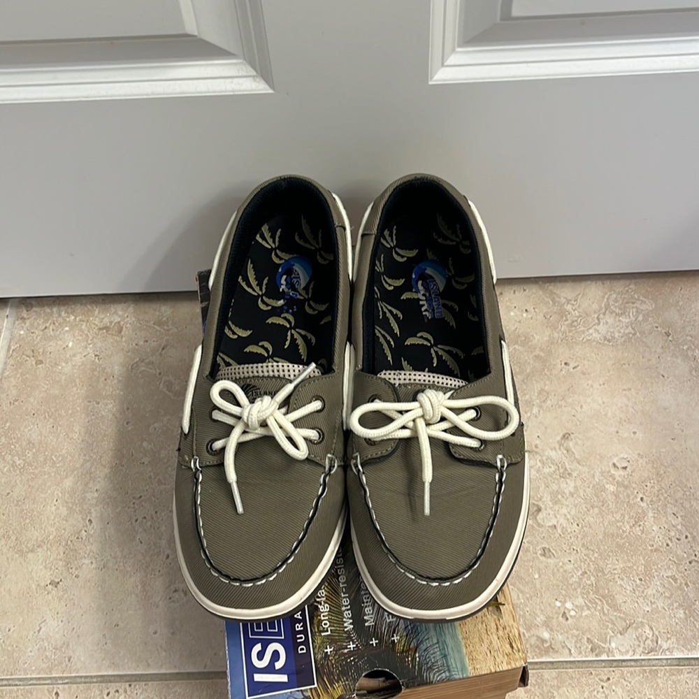 Contemporary “boat shoe”
